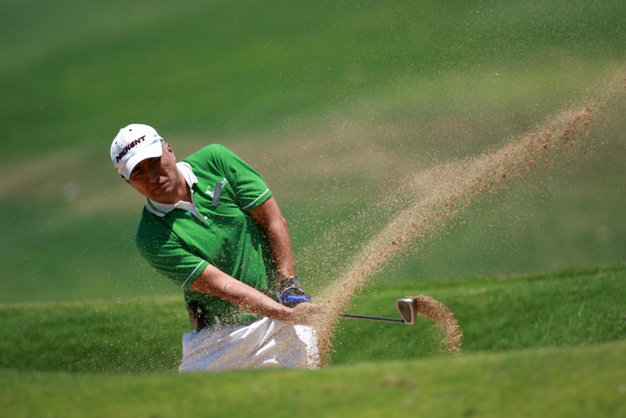 Finna Golf & Country Club Prigen Екстериор снимка