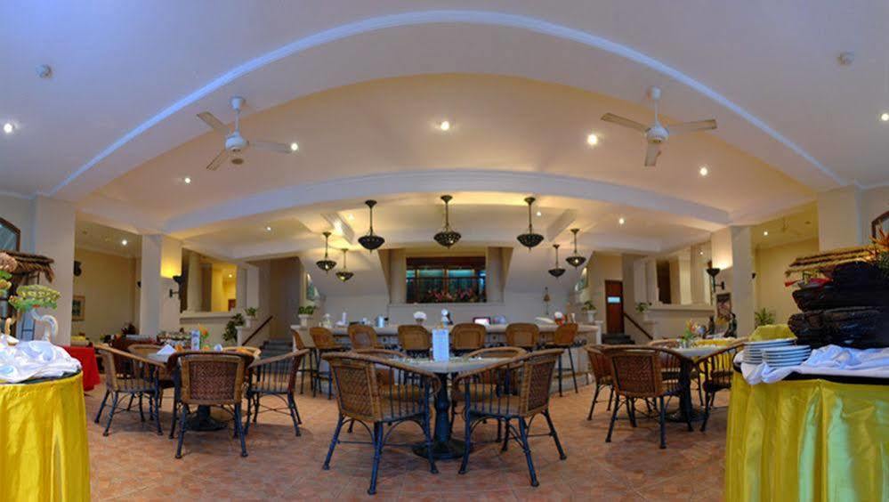 Finna Golf & Country Club Prigen Екстериор снимка